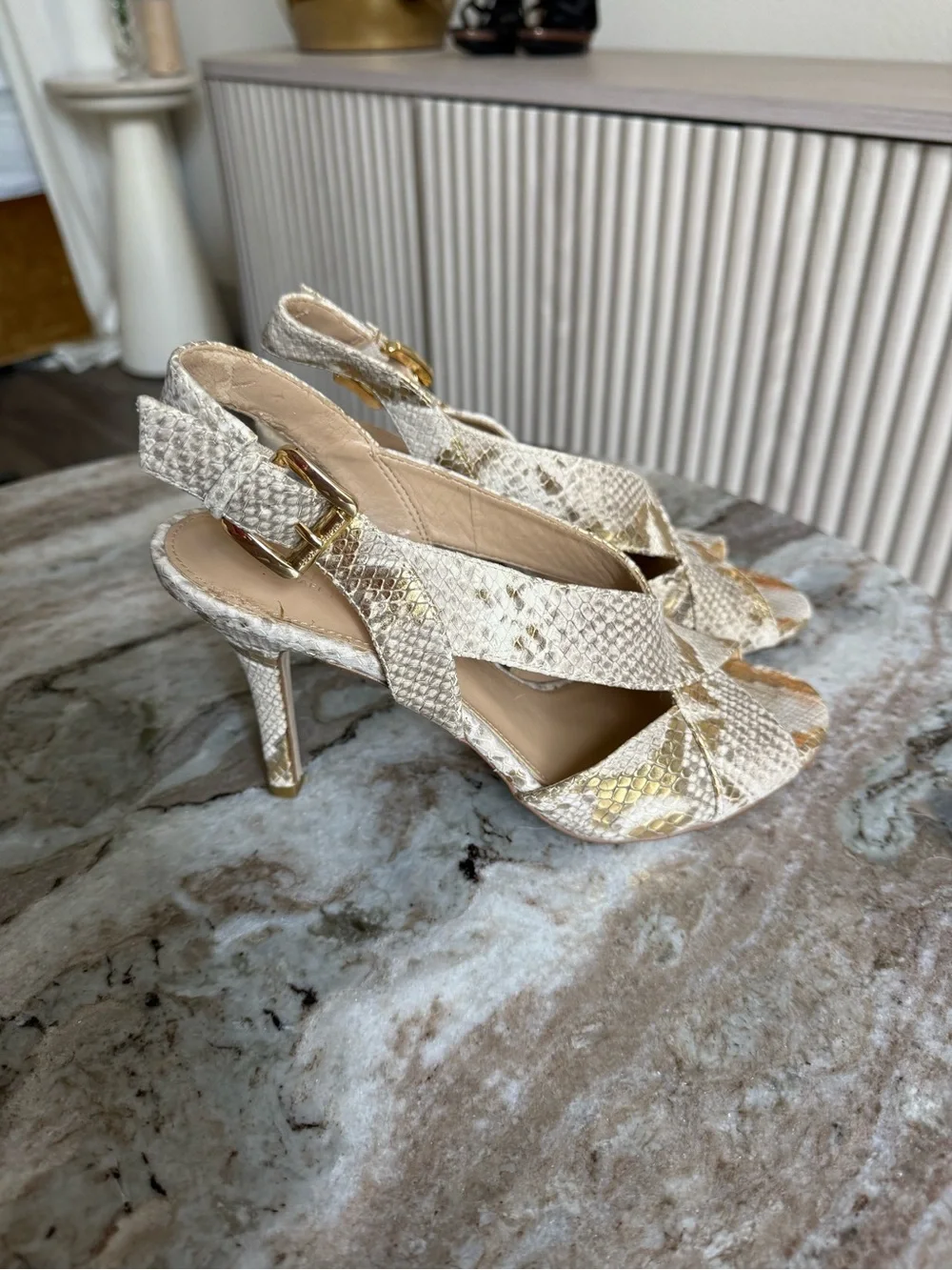 Michael Kors Becky Metallic Snakeskin Slingback Heels Gold Sandals 7.5